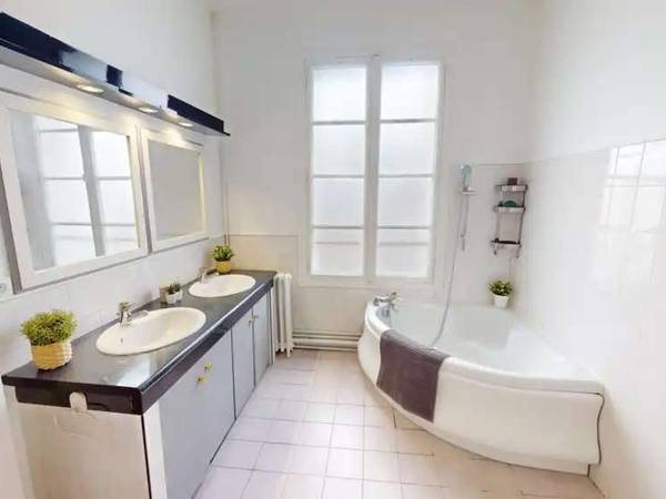 Colocation / Maison 10 pièces de 168 m², Bordeaux, Rue du Jardin Public / Photo 9