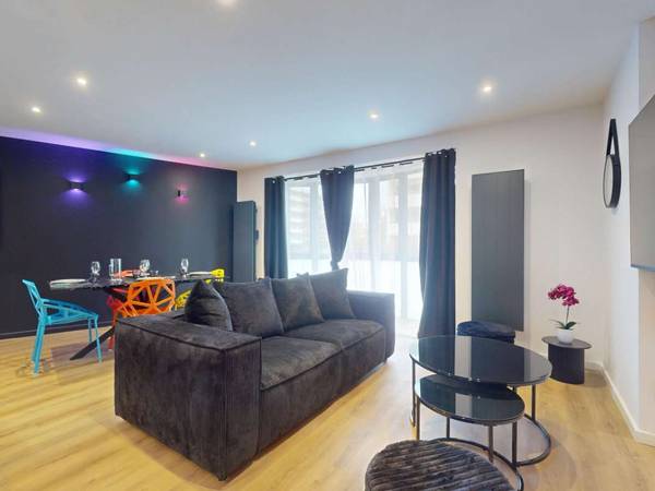 Colocation / Appartement 5 pièces de 120 m², Gaillard, Rue de Genève / Photo 2