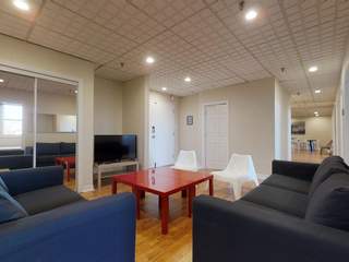 Colocation / 7 rooms apartment · 150 m², Montréal
