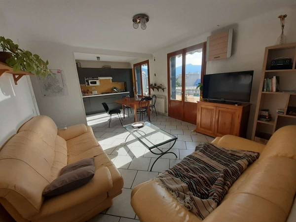 Colocation / Appartement 4 pièces de 75 m², Chambéry, Faubourg Reclus / Photo 3