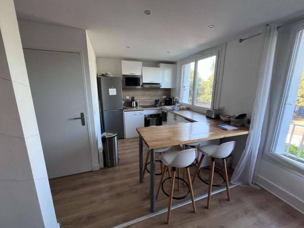 Sous-location / Appartement 3 pièces de 79 m², Bordeaux, Cours Edouard Vaillant / Photo 5