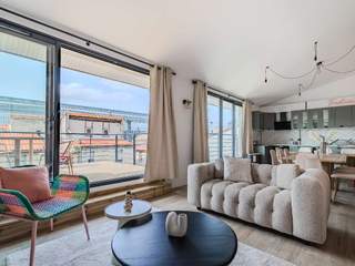 Coliving space / 10-bedroom mansion · 350 m², Bordeaux, Rue Caussade