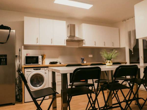 Colocation / Maison 9 pièces de 190 m², Strasbourg, Rue Montesquieu / Photo 2