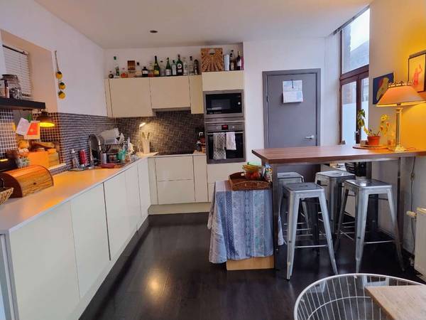 Colocation / Appartement 5 pièces de 90 m², Liège, Place Saint Jacques / Photo 2