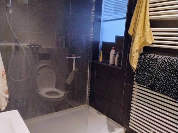 Colocation / Appartement 5 pièces de 90 m², Liège, Place Saint Jacques / Photo 10