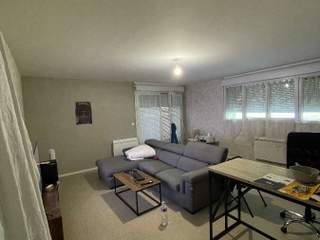 Homestay / 3-bedroom flat · 72 m², Reims, Boulevard du Président Wilson