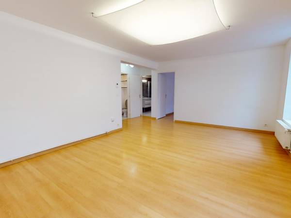Location / Appartement 2 pièces de 58 m², Nancy, Place de la Commanderie / Photo 10