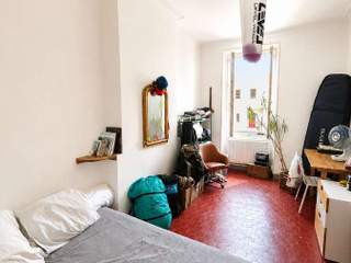 Sublet / 5-bedroom flat · 100 m², Marseille, Rue Frederic Chevillon