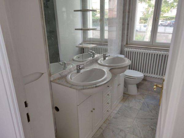 Colocation / Maison 10 pièces de 160 m², Clamart, Avenue Jean-Baptiste Clément / Photo 7