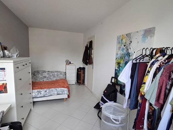 Colocation / Immeuble 4 pièces de 90 m², Montpellier, Rue d'Athènes / Photo 2