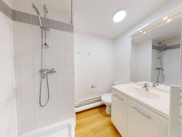 Location / Appartement 1 pièce de 18 m², Lyon, Cours Docteur Long / Photo 9