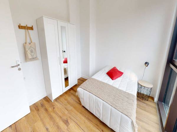 Colocation / Appartement 7 pièces de 150 m², Asnières-sur-Seine, Avenue Sainte-Anne / Photo 2