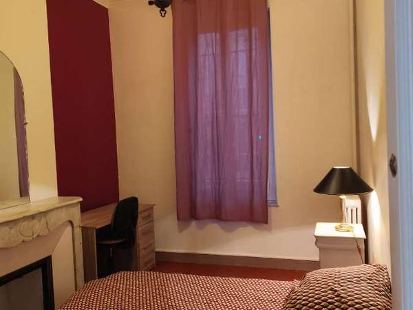 Colocation / Appartement 5 pièces de 100 m², Marseille, Boulevard Baille / Photo 3