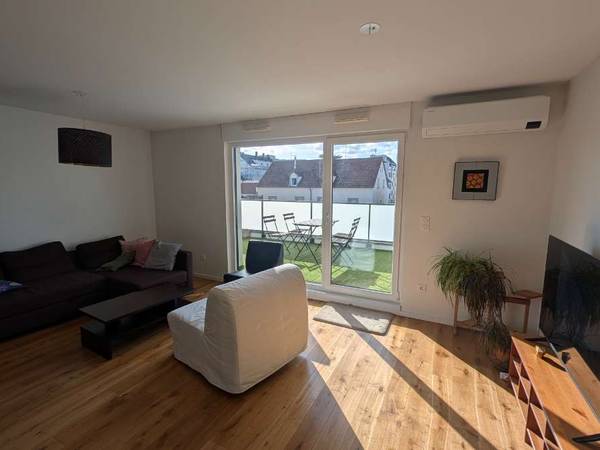 Colocation / Appartement 4 pièces de 84 m², Strasbourg, Route de Mittelhausbergen / Photo 2