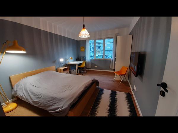 Colocation / Appartement 5 pièces de 98 m², Grenoble, Boulevard Maréchal Foch / Photo 2