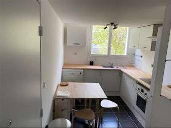 Colocation / Appartement 5 pièces de 80 m², Pessac, Avenue de Saige / Photo 2