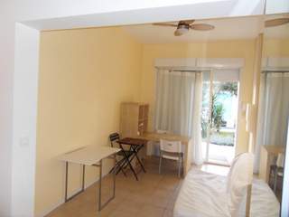 Alquiler / Studio apartment · 24 m², Nîmes, Rue du Cirque Romain