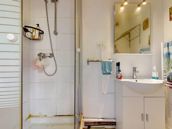 Colocation / Appartement 5 pièces de 103 m², Cergy, Rue des Châteaux Saint-Sylvère / Photo 2
