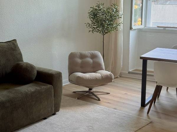 Colocation / Appartement 4 pièces de 88 m², Tarbes, Rue Victor Hugo / Photo 2