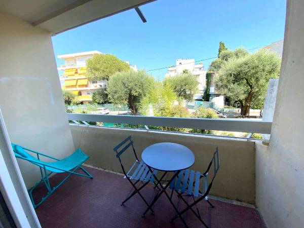Colocation / Appartement 3 pièces de 58 m², Antibes, Chemin des Autrichiens / Photo 2