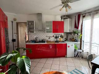 Chambre chez l'habitant / Appartement 3 pièces de 46 m², Aubervilliers, Rue du Colonel Fabien