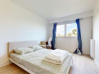 Piso compartido / 7 rooms apartment · 104 m², Créteil, Boulevard Montaigut