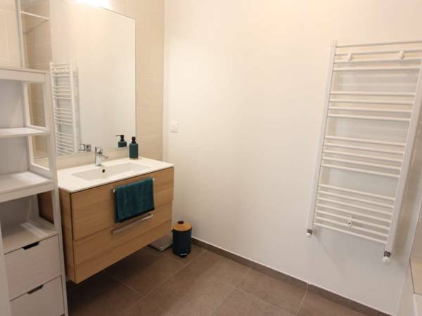 Colocation / Appartement 5 pièces de 97 m², Chambéry, Allée Marie Victorine Desgeorges / Photo 7