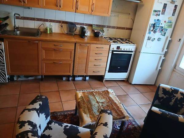 Colocation / Appartement 4 pièces de 100 m², Onex, Rue Gaudy-Le-Fort / Photo 4