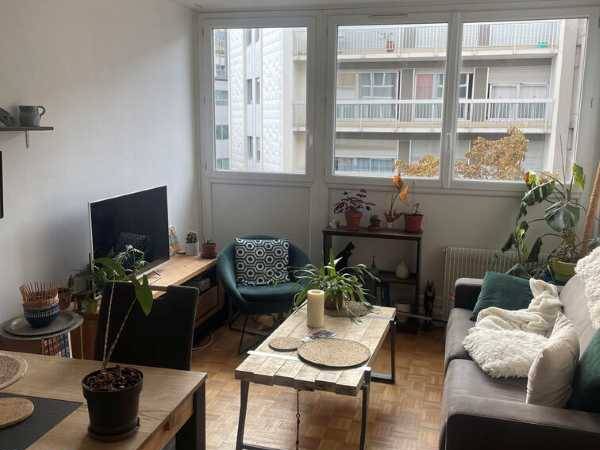 Colocation / Immeuble 2 pièces de 50 m², Paris, Rue Petit / Photo 5