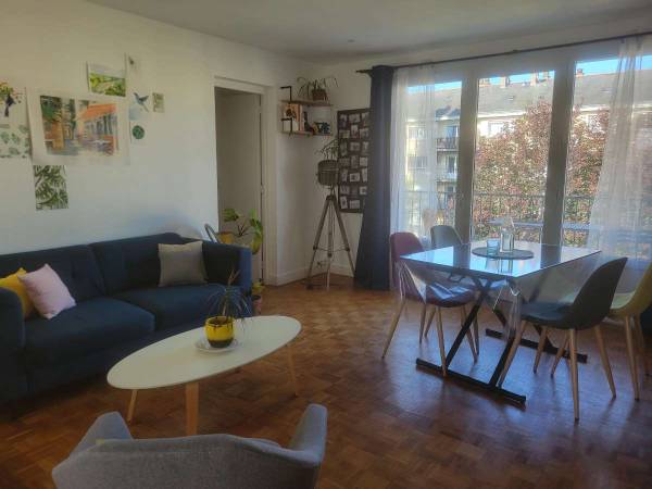 Colocation / Appartement 4 pièces de 67 m², Angers, Rue des Petites Maulevries / Photo 2