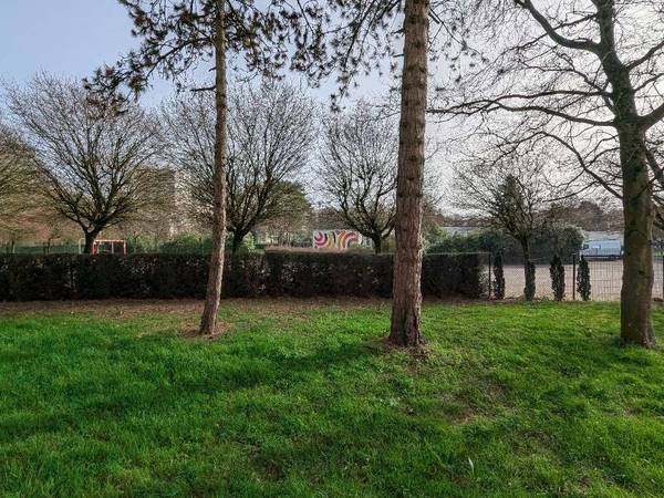 Location / Appartement 4 pièces de 88 m², Rennes, Square de Setubal / Photo 9