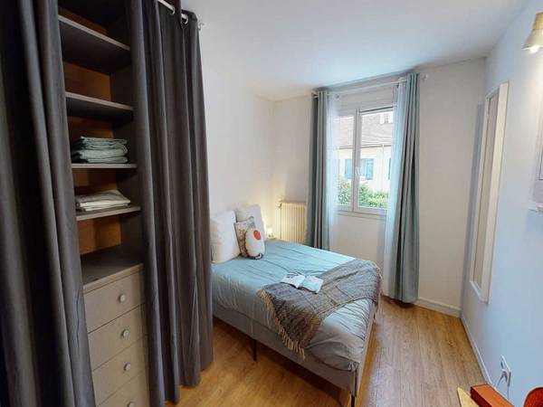 Room share / 5 rooms apartment · 110 m², Asnières-sur-Seine, Rue Gustave Caillebotte / Photo 2