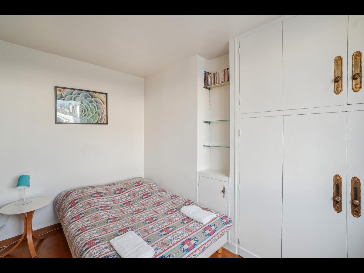 Appartement 9 pièces de 180 m² à Paris | Colocation | 749€/mois