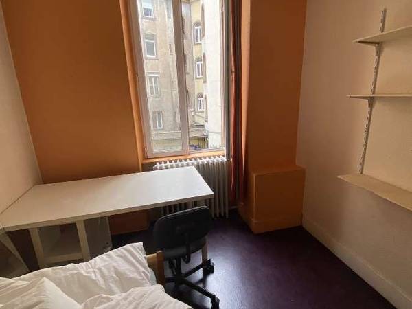 Colocation / Appartement 5 pièces de 78 m², Strasbourg / Photo 2