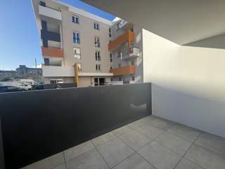 Location / Studio de 32 m², Ajaccio, Rce Les Terrasses de Bodiccione D2