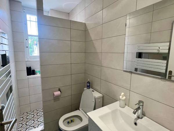 Colocation / Maison 9 pièces de 110 m², Nantes, Route de Rennes / Photo 10