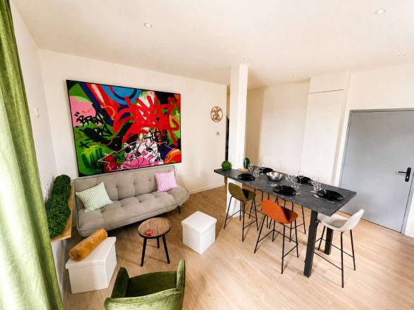 Colocation / Appartement 6 pièces de 96 m², Toulouse, Rue Pages / Photo 2