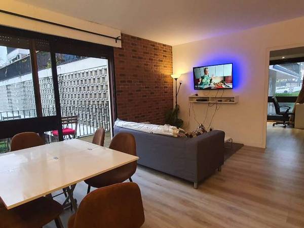 Colocation / Appartement 5 pièces de 98 m², Fontenay-le-Fleury, Square Antoine Watteau / Photo 2