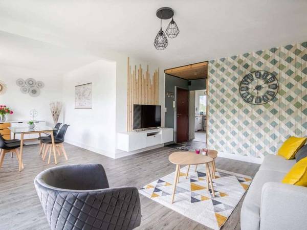 Colocation / Appartement 4 pièces de 82 m², Tours, Allée Hugues Cosnier / Photo 2