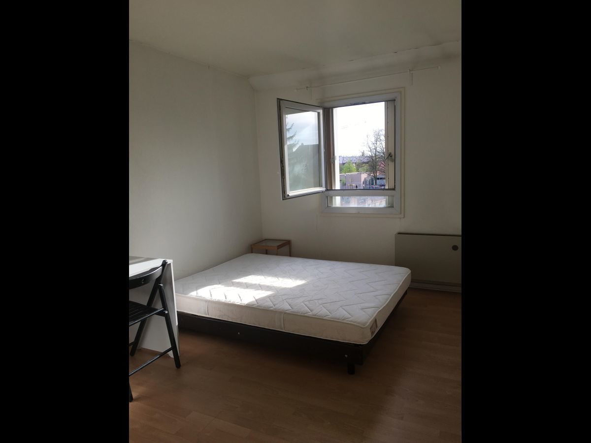 Maison 6 pièces de 115 m² à Vitry-sur-Seine | Colocation | 650€/mois photo 3