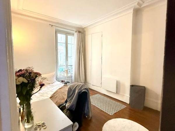Sublet / 3-bedroom flat · 53 m², Clichy, Rue de Paris / Photo 2