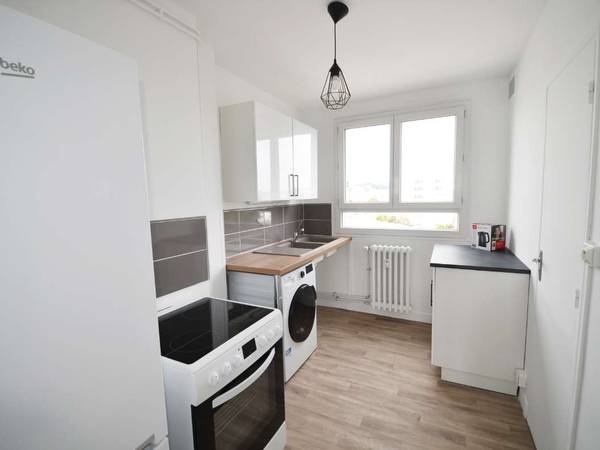 Colocation / Appartement 4 pièces de 75 m², Le Havre, Rue Ferrer / Photo 2