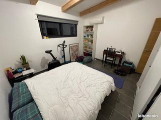 Piso compartido / 5 rooms villa · 130 m², Aix-en-Provence, Chemin de Roussier Garenne