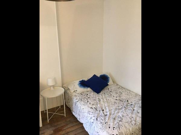 Sous-location / Appartement 3 pièces de 47 m², Paris, Rue Rochebrune / Photo 2