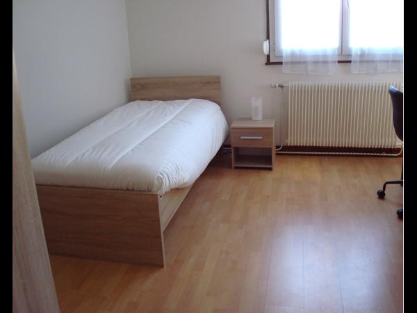 Flatsharing / 7-bedroom house · 100 m², Amiens / Photo 2