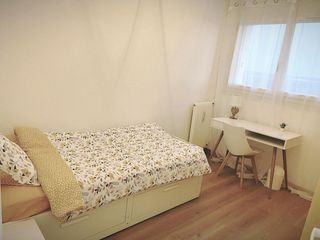 Colocation / Appartement 6 pièces de 95 m², Cergy, Rue des Touleuses Brunes