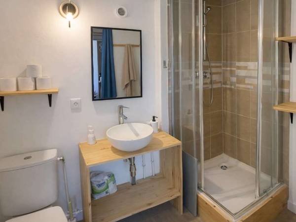 Colocation / Appartement 6 pièces de 91 m², Nice, Avenue Edouard Grinda / Photo 2