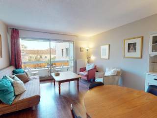 Rental / 3-bedroom flat · 65 m², Bordeaux, Rue de Ségur