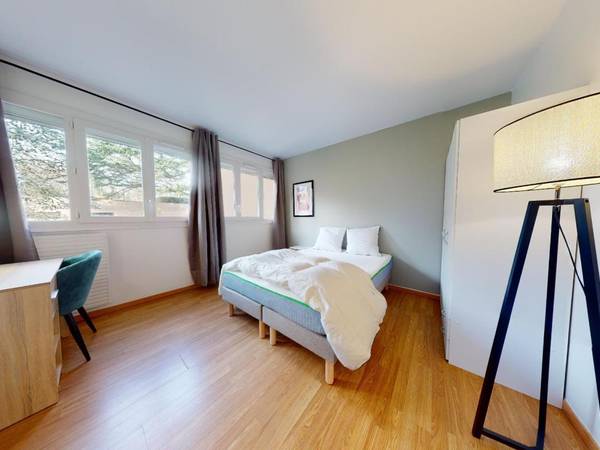 Colocation / Appartement 5 pièces de 88 m², Champs-sur-Marne, 22 Allée de la Clairière, / Photo 6