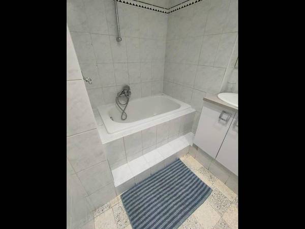 Colocation / Appartement 4 pièces de 72 m², Marseille, Boulevard Jean Moulin / Photo 9